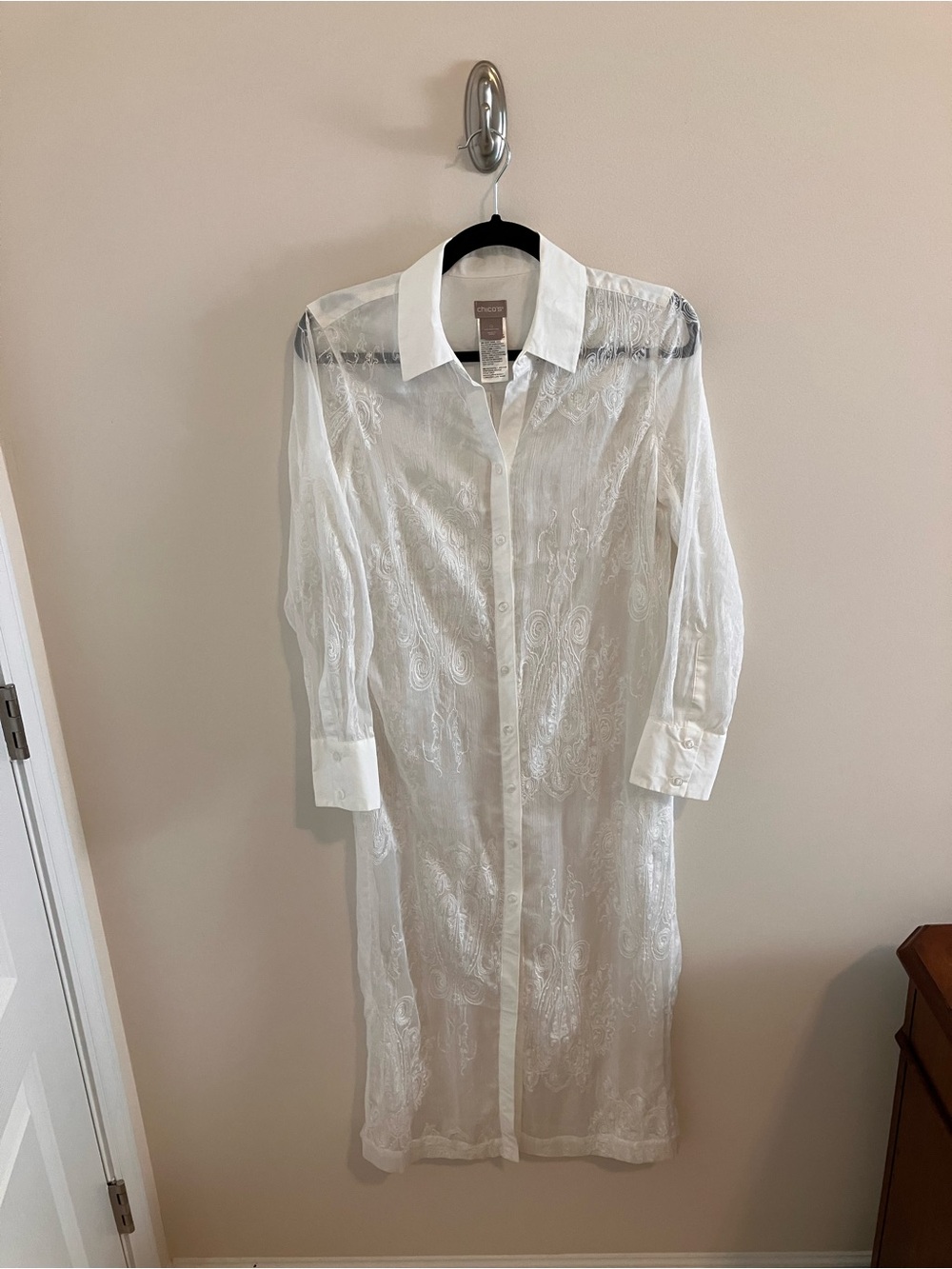 Chico's Beach Cover Up in White Size 0 (4-6)